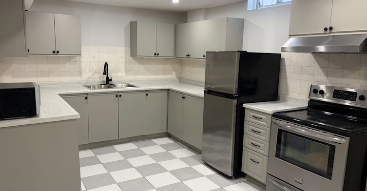 8469 Martin Grove Road E, Vaughan, ON, L4L 6G4 - 7