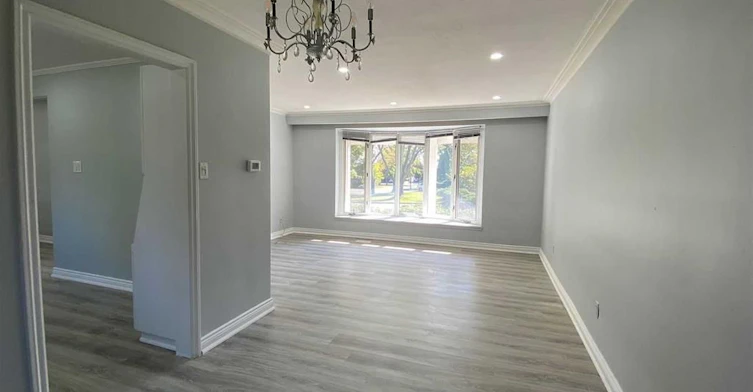 1 Sherwood Forest Drive, Markham, ON, L3P 1P5 - 3