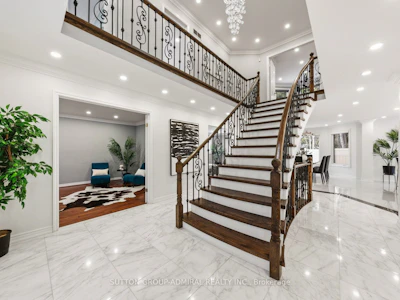 8 Beaufort Hills Road - 4