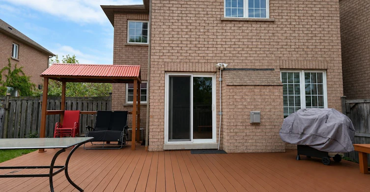 44 Starr Crescent, Aurora, ON, L4G 7X3 - 2