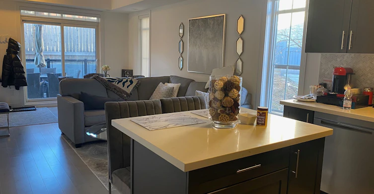 1-196 Pine Grove Road, Vaughan, ON, L4L 0H8 - 3