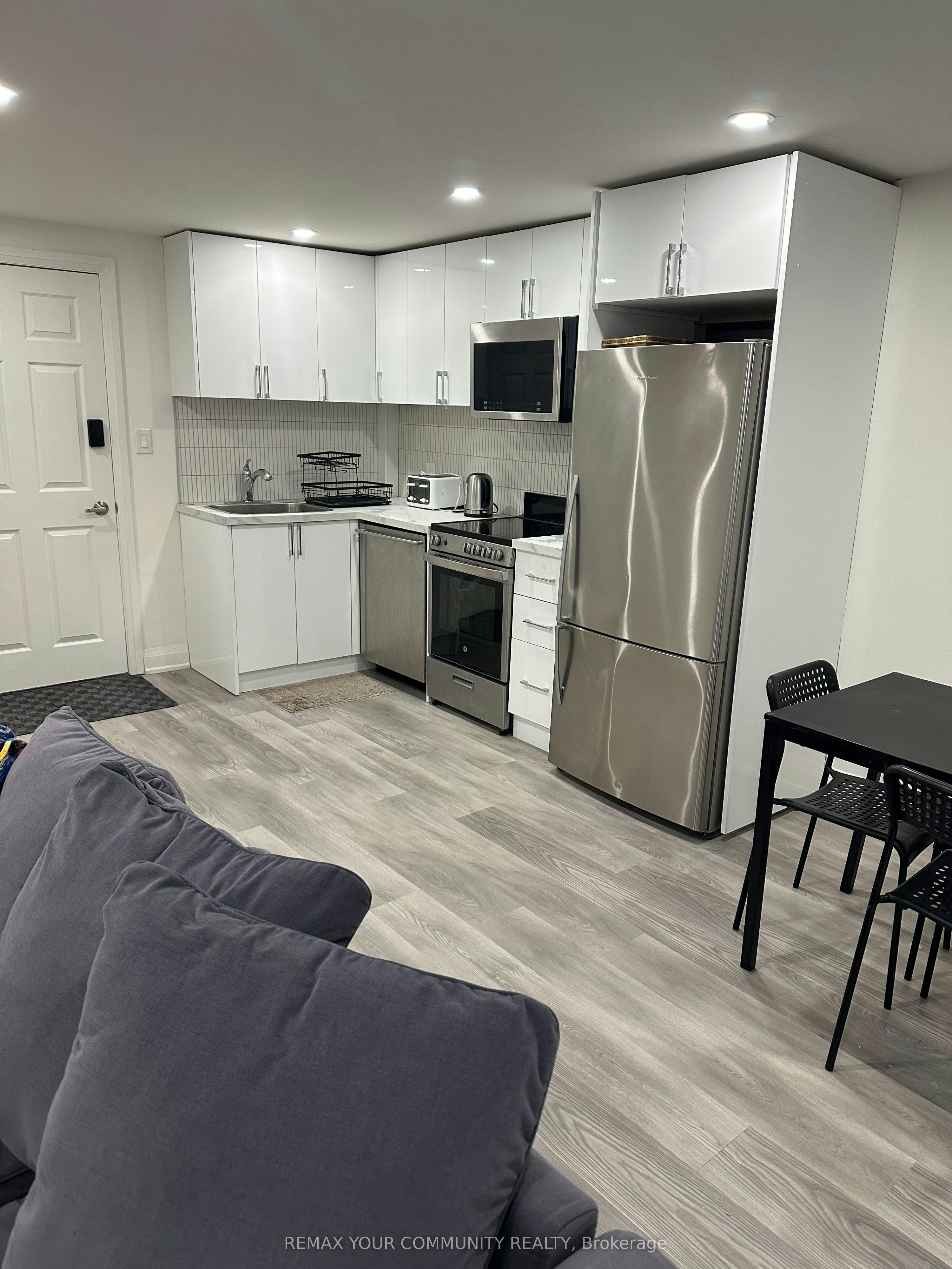 243 Orchard Heights Boulevard, Aurora, ON, L4G 5A2 - 7