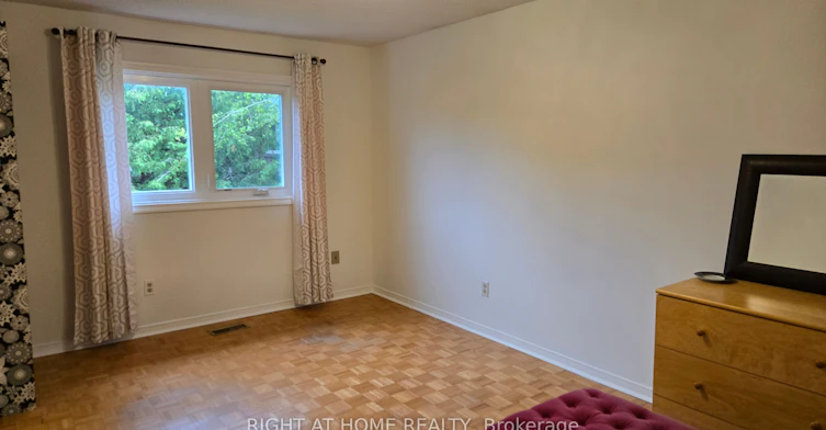 5 Constellation Crescent, Richmond Hill, ON, L4C 8J8 - 8