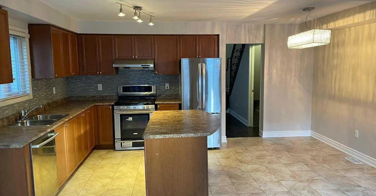122 Russel Drive, Bradford West Gwillimbury, ON, L3Z 0M6 - 6