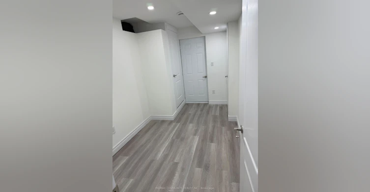 387 Tennant Circle, Vaughan, ON, L4H 5L2 - 4