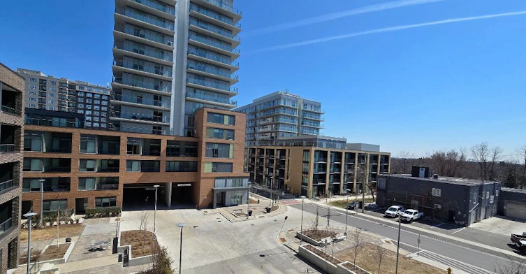 301-185 Deerfield Road, Newmarket, ON, L3Y 0G7 - 10