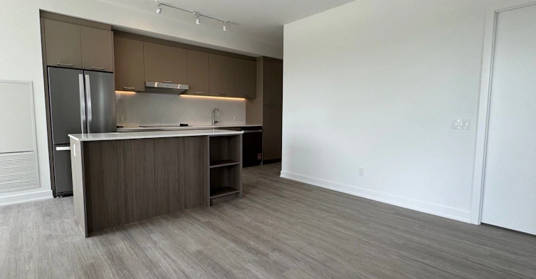 405-8188 Yonge Street, Vaughan, ON, L4J 1W5 - 13
