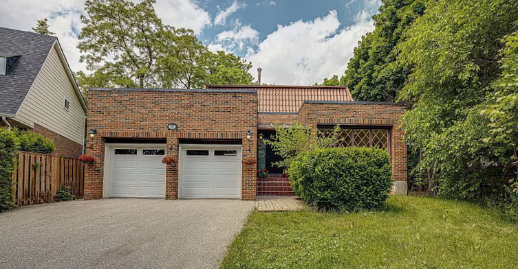 18 Hester Court, Markham, ON, L3T 3K5