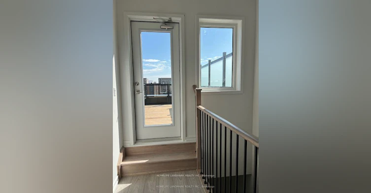 21-11 Lytham Green Circle, Newmarket, ON, L3Y 0H3 - 12