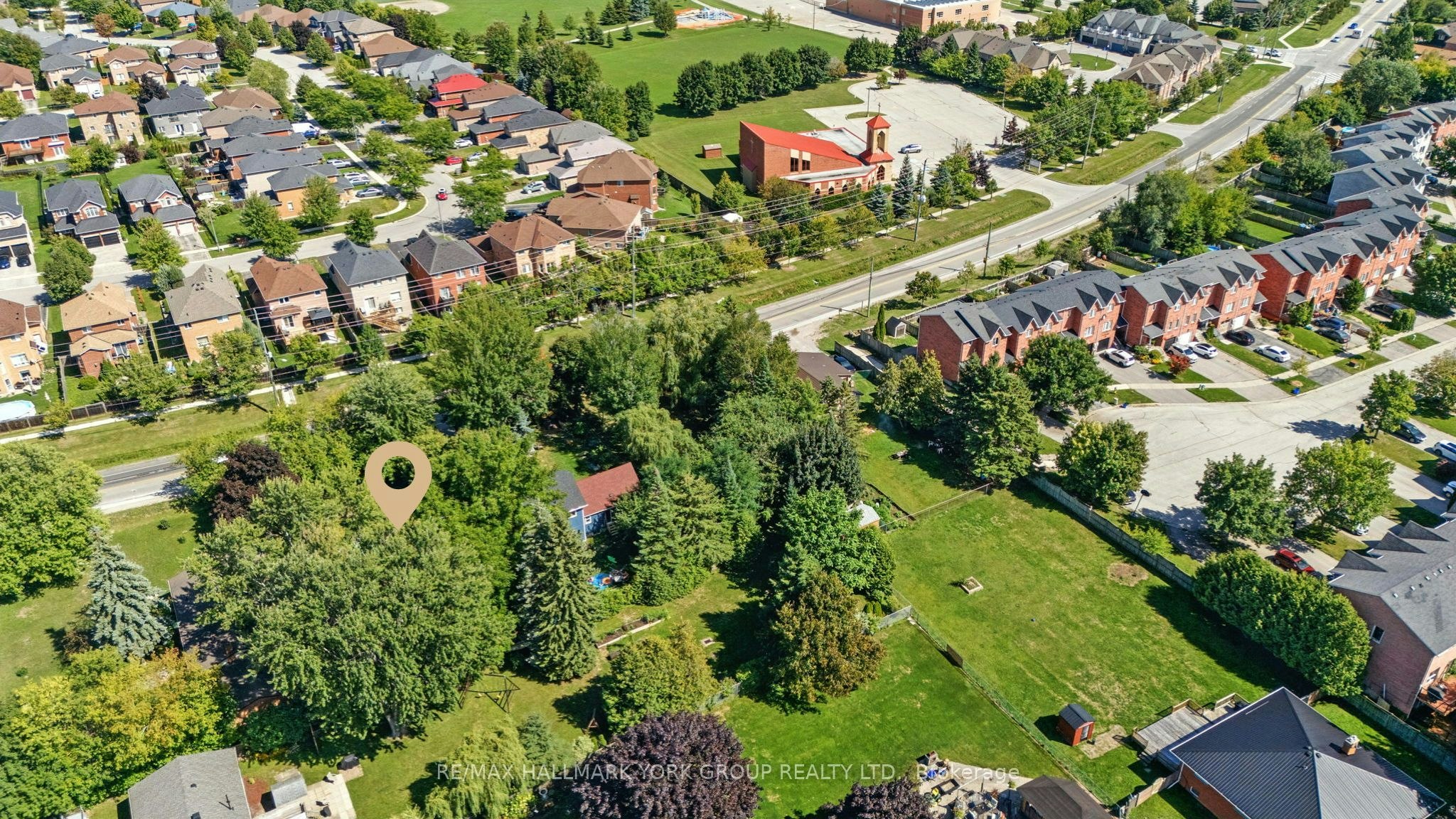 136 Metro Road N, Georgina, ON, L4P 3C8 - 8