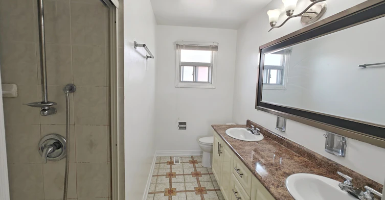 205 Risebrough Circuit, Markham, ON, L3R 3J1 - 14