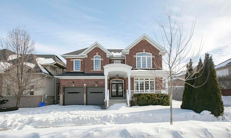 35 Morland Crescent