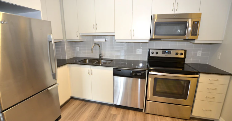 302-75 North Park Road, Vaughan, ON, L4J 0H8 - 13