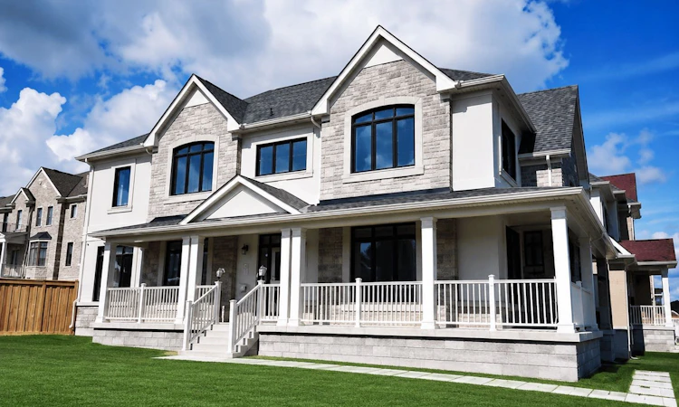 4 Beebalm Lane NE
