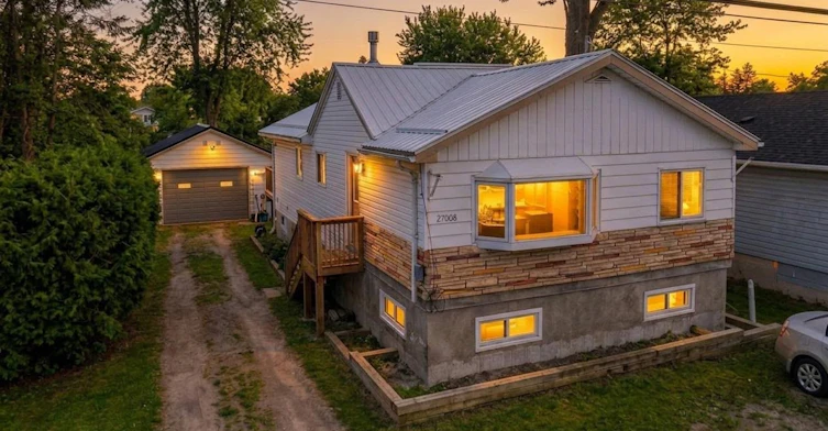 Upper-27008 Kennedy Road, Georgina, ON, L0E 1S0