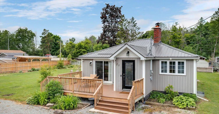 21 Lakeshore Road, Georgina, ON, L0E 1N0 - 5