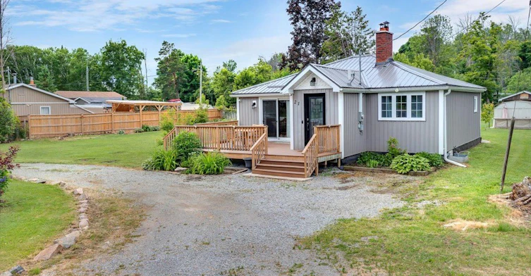 21 Lakeshore Road, Georgina, ON, L0E 1N0 - 3