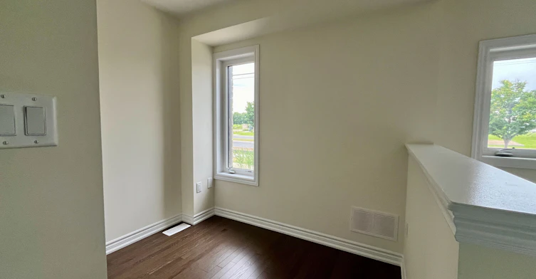 116 Blick Crescent, Aurora, ON, L4G 7B6 - 2