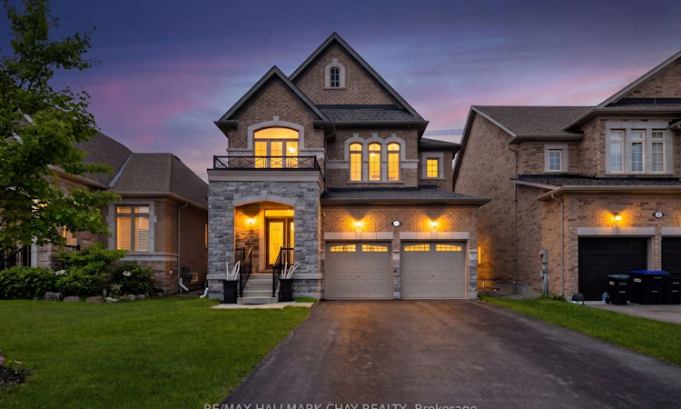 16 Dowling Road