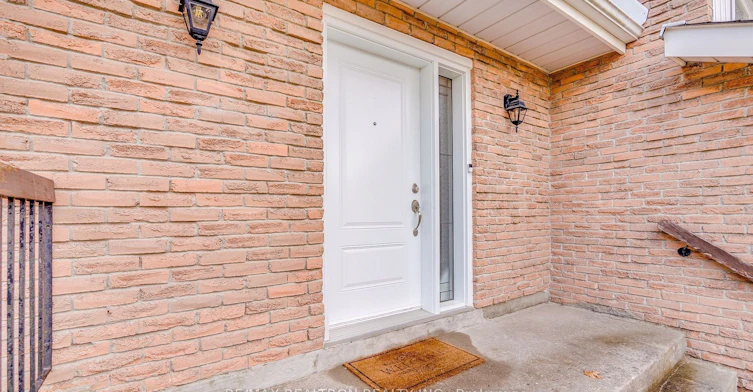 122 Rutledge Avenue, Newmarket, ON, L3Y 5T4 - 2