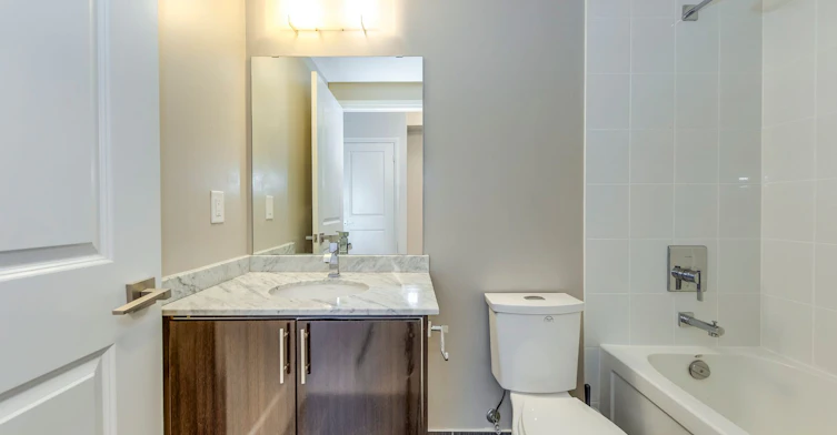 2415-7171 Yonge Street, Vaughan, ON, L3T 0C5 - 11