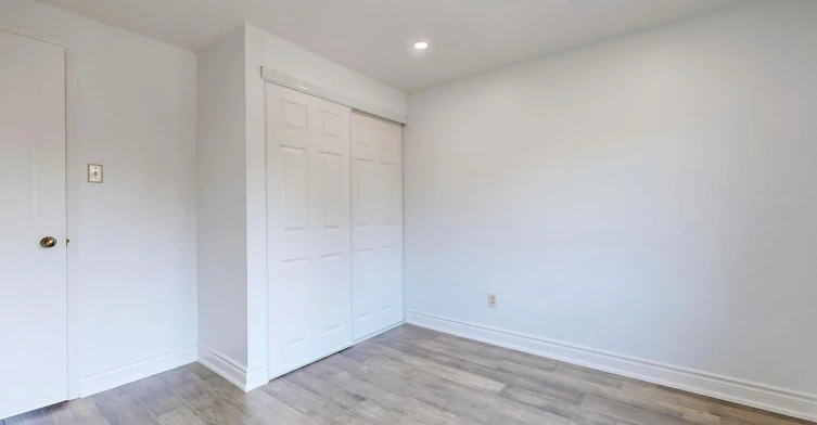 Main-187 Crossland Gate, Newmarket, ON, L3X 1A7 - 33