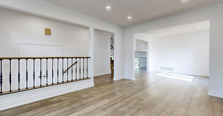 Main-187 Crossland Gate, Newmarket, ON, L3X 1A7 - 5