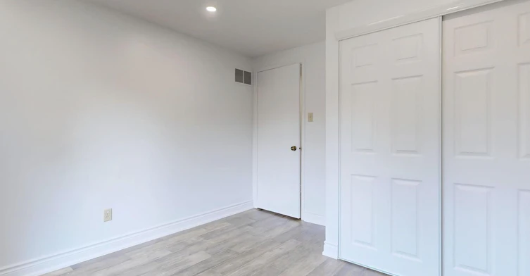 Main-187 Crossland Gate, Newmarket, ON, L3X 1A7 - 35