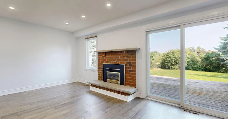 Main-187 Crossland Gate, Newmarket, ON, L3X 1A7 - 8