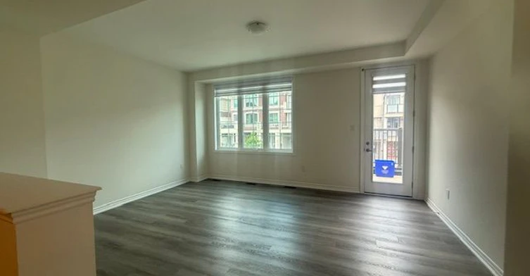 5 Thomas Frisby Jr Crescent, Markham, ON, L6C 3L1 - 2