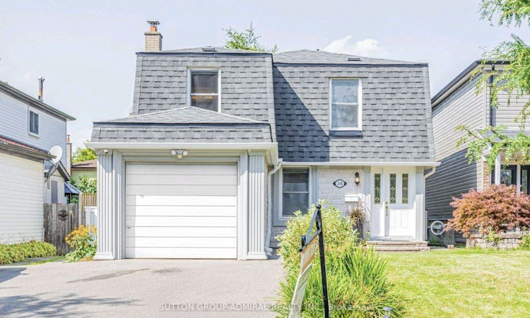 34 Kitsilano Crescent