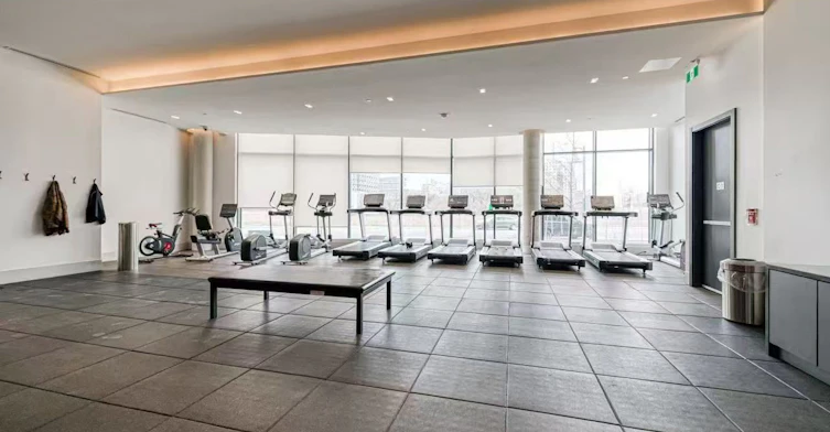 18 Water Walk Drive, Markham, ON, L3R 6L5 - 9