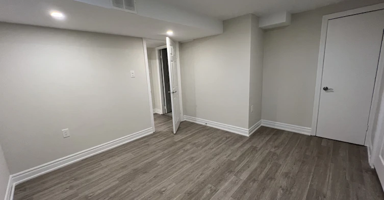 Lower A-42 Butterfield Crescent, Vaughan, ON, L6A 1J5 - 10