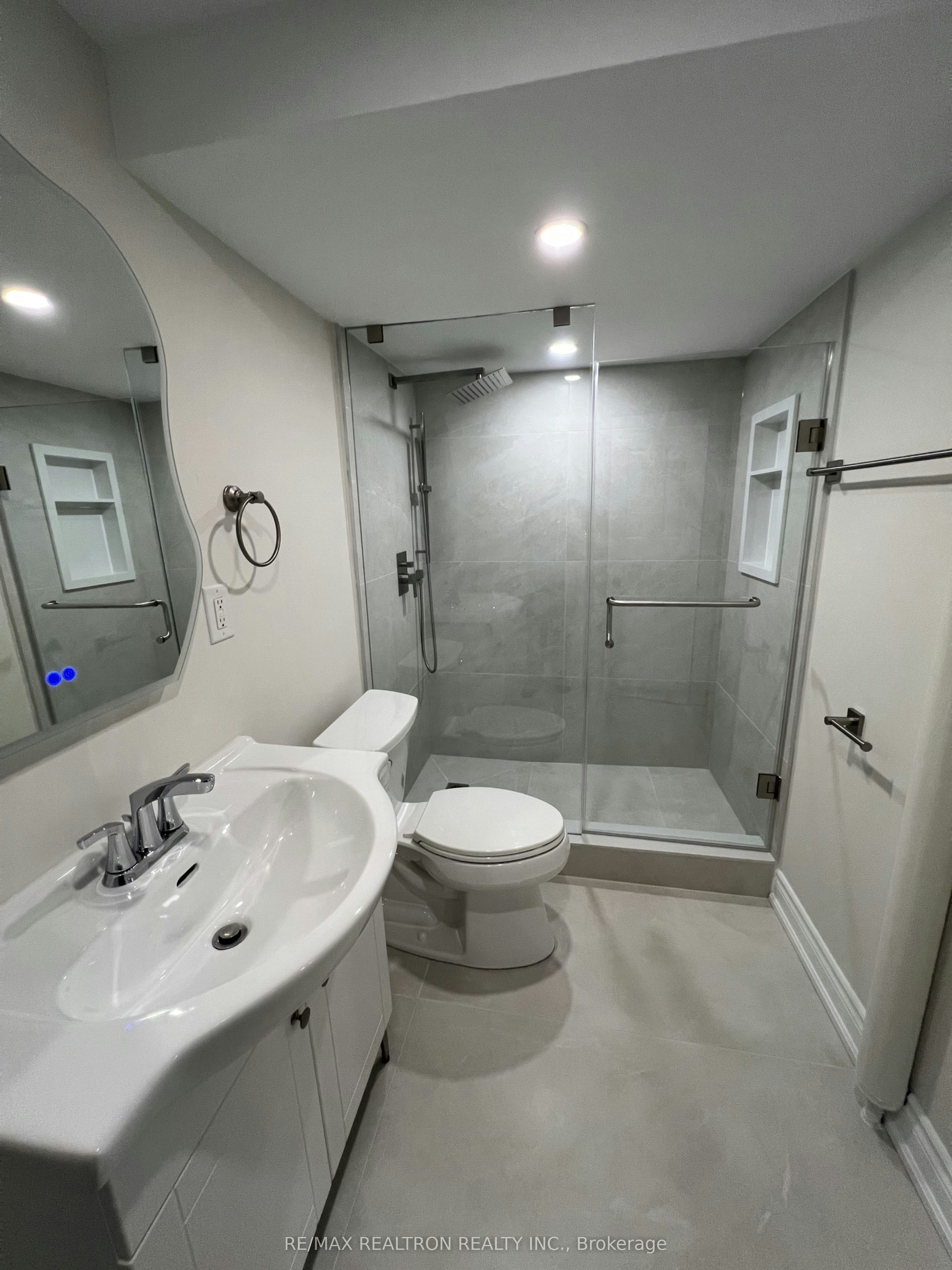 Lower A-42 Butterfield Crescent, Vaughan, ON, L6A 1J5 - 9