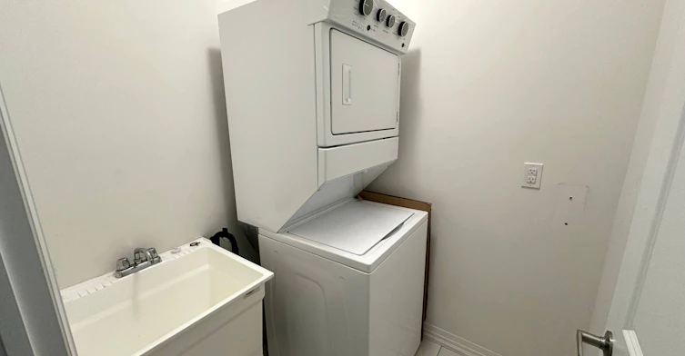 11 Saigen Lane, Markham, ON, L6B 1R2 - 5