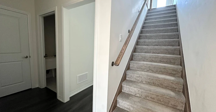 11 Saigen Lane, Markham, ON, L6B 1R2 - 2