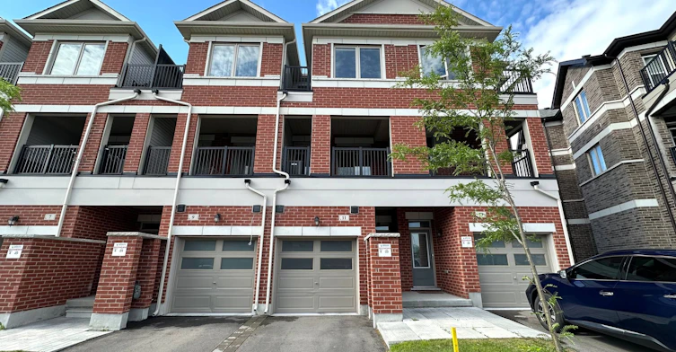11 Saigen Lane, Markham, ON, L6B 1R2