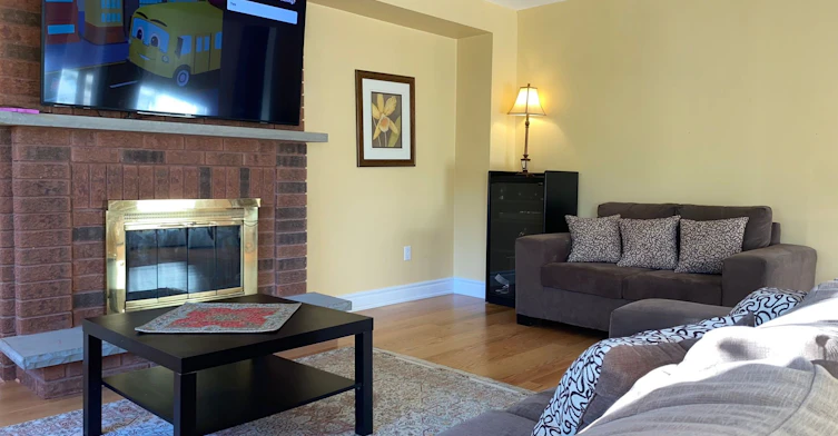 92 Nelson Circle, Newmarket, ON, L3X 1R2 - 3