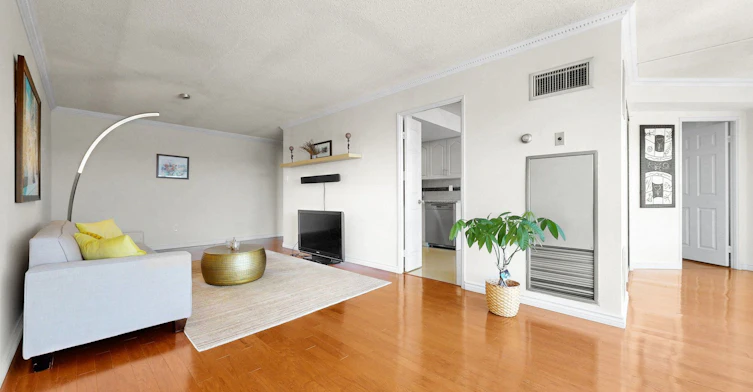 1120-7805 Bayview Avenue, Markham, ON, L3T 7N1 - 12