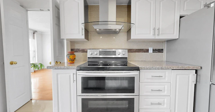 1120-7805 Bayview Avenue, Markham, ON, L3T 7N1 - 15