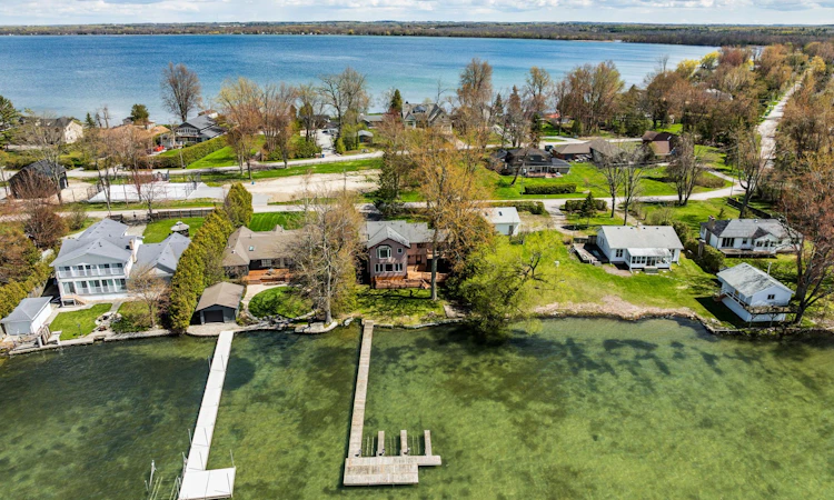 582 Duclos Point Road