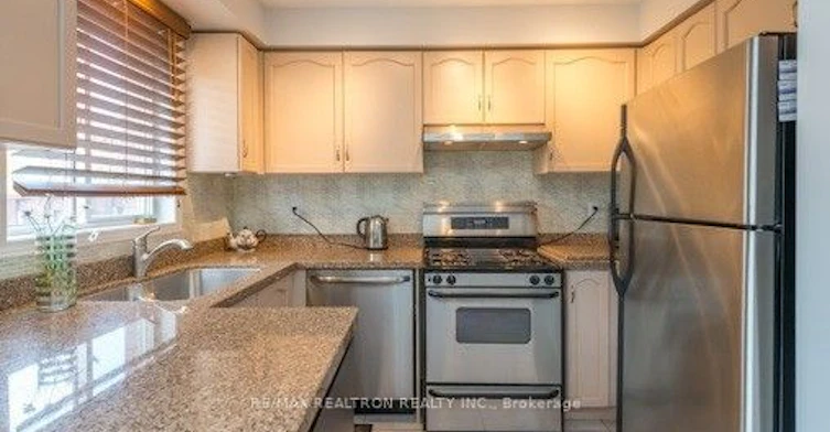 122 Benjamin Hood Crescent, Vaughan, ON, L4K 5M7 - 10