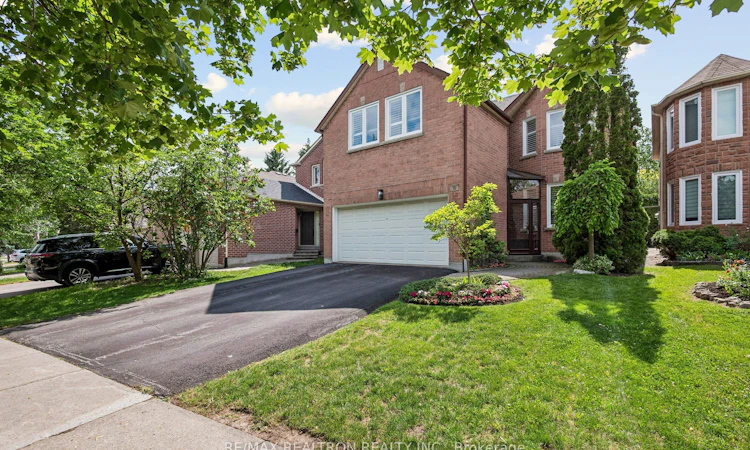 58 Roseborough Crescent
