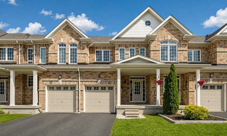 71 Daniele Crescent