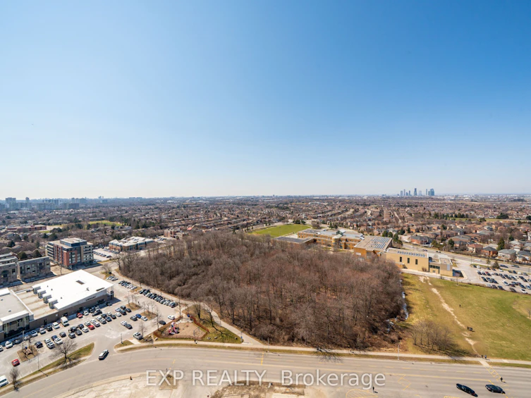 A2205-30 Upper Mall Way, Vaughan, ON, L4J 0L7 - 32