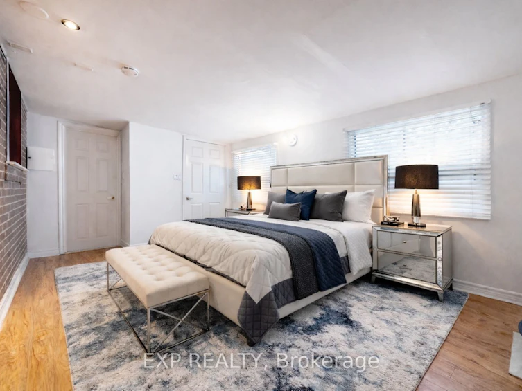 28 Lakeland Crescent, Richmond Hill, ON, L4E 2Z8 - 28