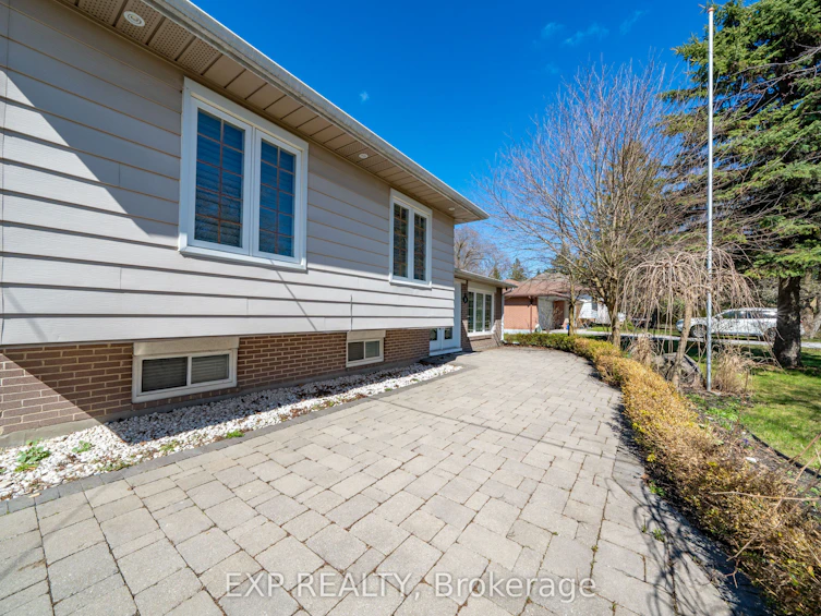 28 Lakeland Crescent, Richmond Hill, ON, L4E 2Z8 - 35
