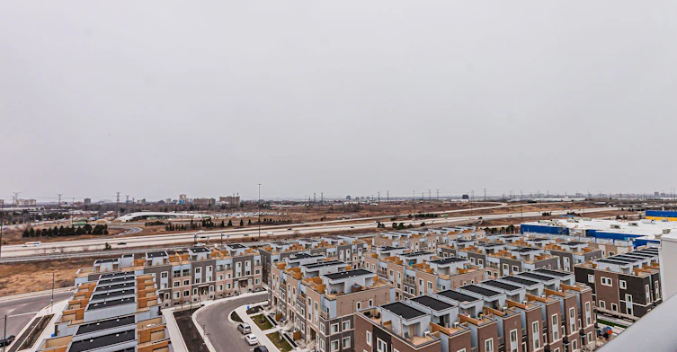 1018-60 Honeycrisp Crescent, Vaughan, ON, L4K 0N5 - 23