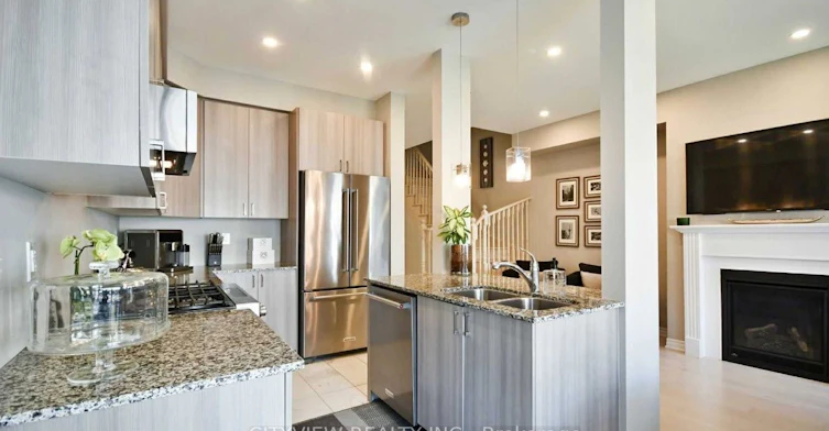 90 Sandwell Street, Vaughan, ON, L4H 0Z7 - 4