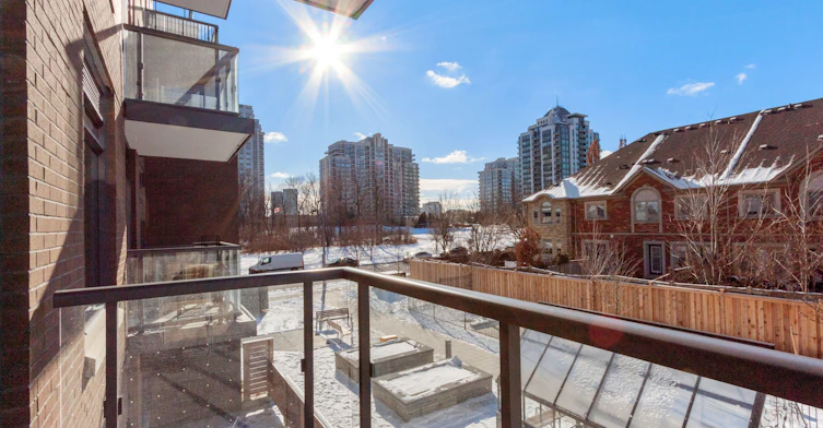 228-8 Beverley Glen Boulevard, Vaughan, ON, L4J 0L5 - 13